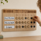 Sternentafel Wochenroutine aus Holz für Kinder mit drei Aufgabenfeldern und 21 magnetischen Sternen