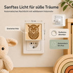 Steckdosen-Nachtlicht mit gravierter Holzfront und Eulenmotiv, warmem Licht und Dämmerungssensor.