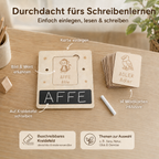 Lernbrett mit eingelegter Wortkarte, beschreibbarem Kreidefeld und Stapel gravierter Wortkarten